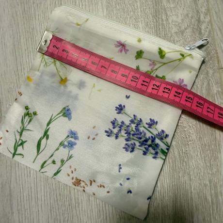 Malé kozmetické vrecúško,