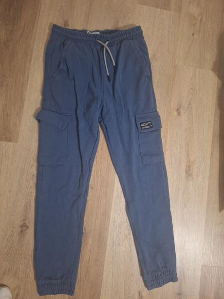 Teplaky, reserved,164