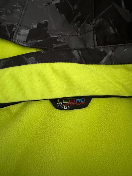 Softshelova bunda velk.128/134, lewro,134