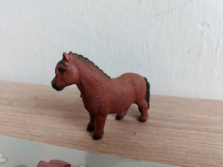 Schleich žriebätko,