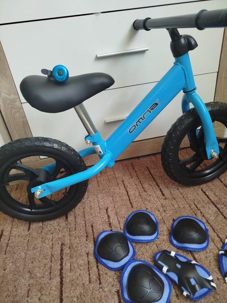 Odrážadlo s chráničmi+ grátis prilba, 