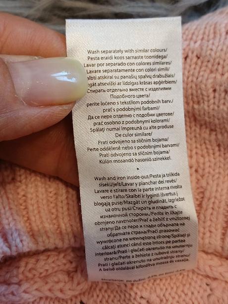 Dievčenská čiapka s kvetom (54), 110