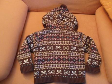 Svetrikova mikina s flisom na 18 mes.cena 6eur, 86