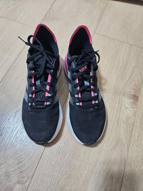 Adidas bezecke tenisky, adidas,38