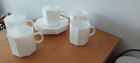 Porcelánová súprava šálok,