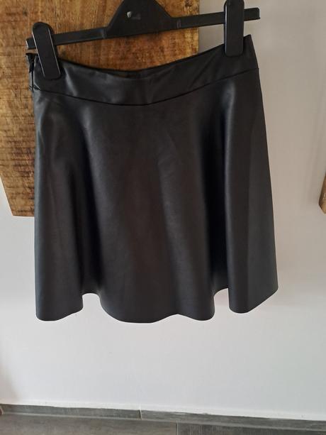 Kožená sukňa, s