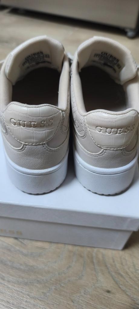 Guess tenisky, guess,37