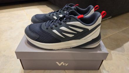 Tenisky - nové - vn.dlzka 25,0cm, deichmann,39
