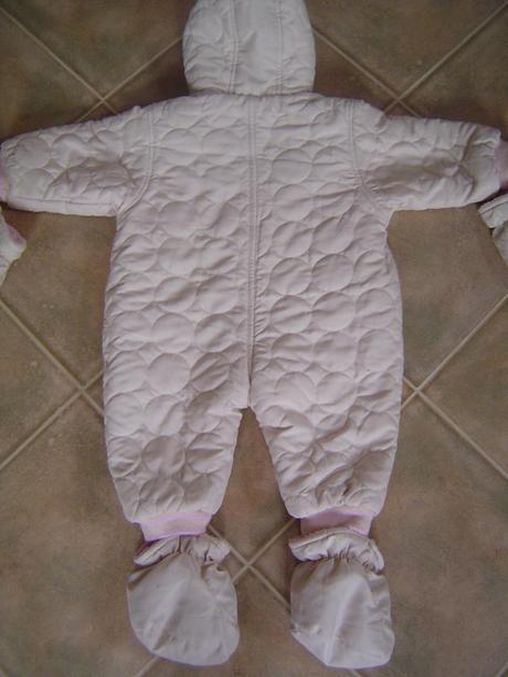 Overalík s ježkom a muchotrávkou, c&a,74