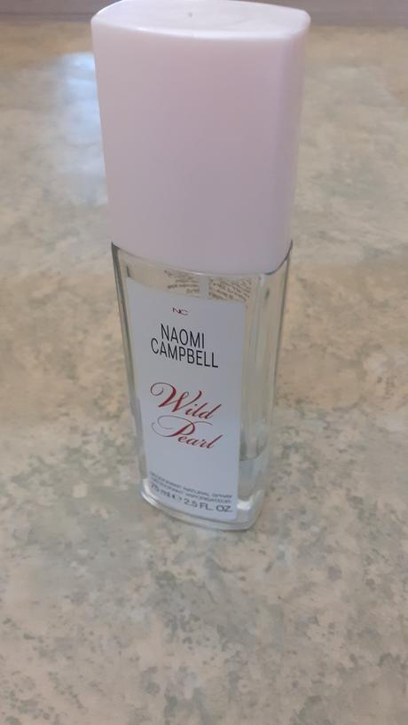 Parfém naomi kampbell, 