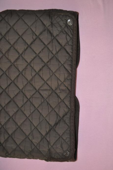 Bundička, esprit,104