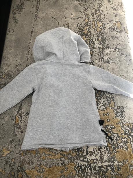 Mikinka mouse in a house, 92