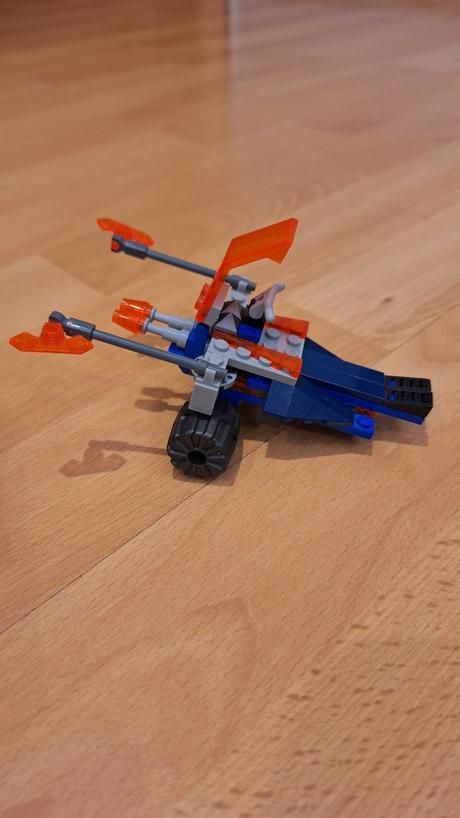 Lego nexo knights 70310,