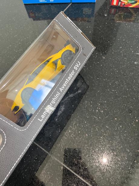 Rc lamborgini aventador svj na diaľkové ovládanie,