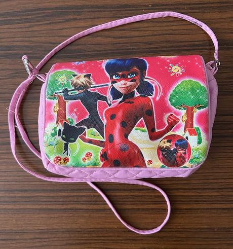 Čarovná lienka kabelka, 