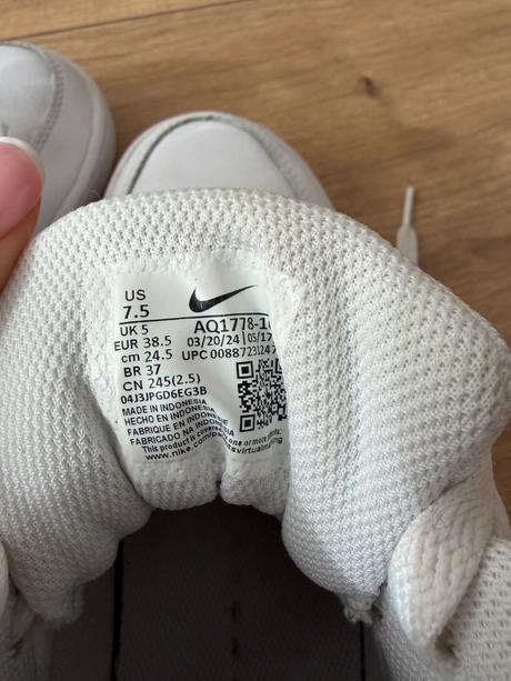 Nike tenisky veľ. 38,5, nike,38