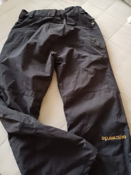 Parádne lyžiarske/turistické nohavice č.s/m, s