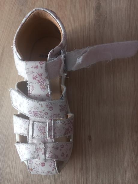 Uzavrete sandale wheat, 31