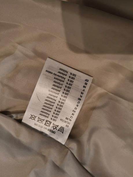 Zimná vesta s kapucňou, takko,46