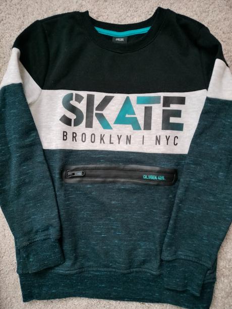 Balík mikín a svetrov 146/152, chapter young,146