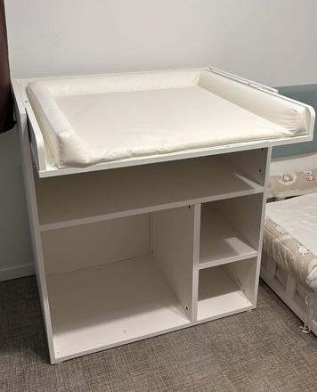 Prebaľovací pult ikea smastad, podložka grátis, 