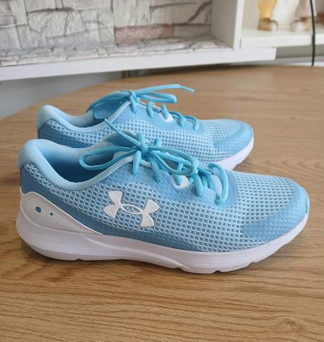 Dámske tenisky under armour, surge 3, under armour,41