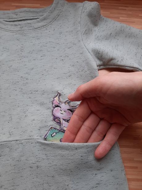 Saty z teplakoviny s dracikom, 104