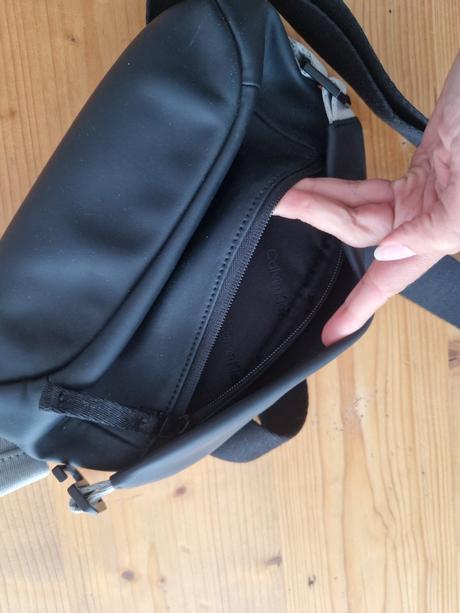 Crossbody taska calvin klein, calvin klein