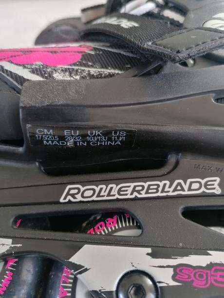 Nastaviteľné korčule, rollerblade,28