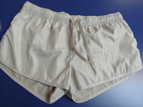 Bezecke sortky, crivit,m