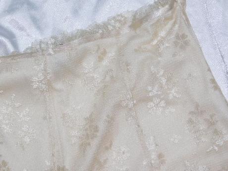 Velmi pekna čipkovana sukna na slavnost, h&m,42