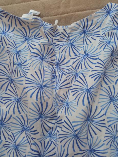 Spoločenské šaty, 134