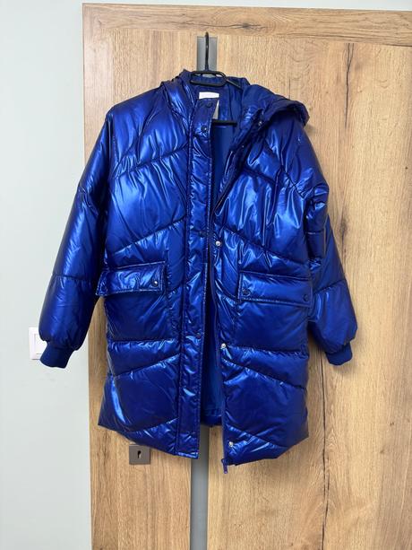 Modrá metalická bunda, sinsay,152