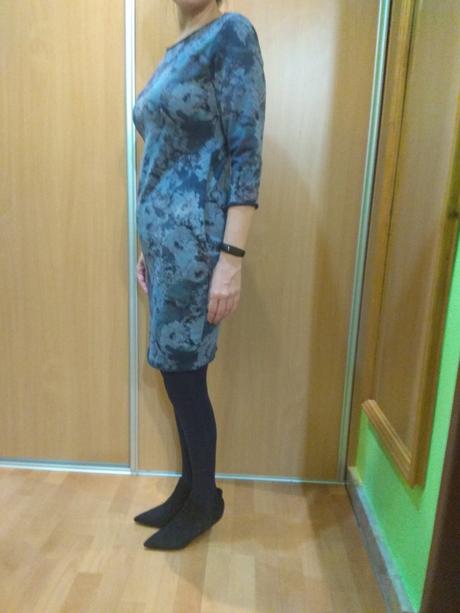 Dámske kvetinové šaty, s