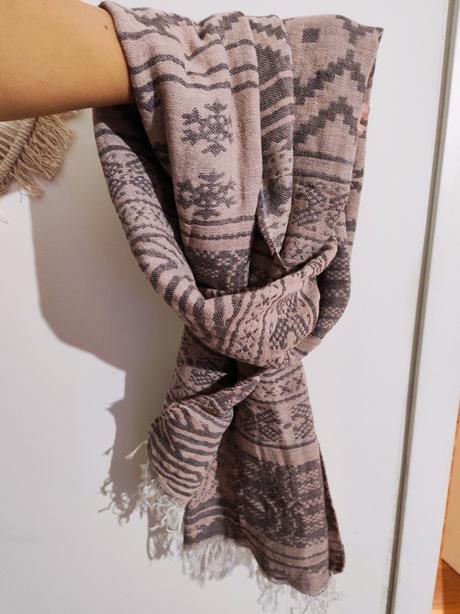 Staroružový šál gina benotti, gina