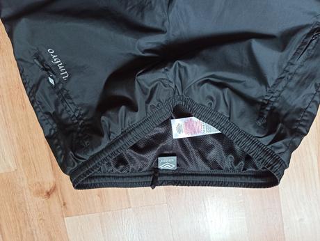 Nohavice umbro sustiakove, umbro,38
