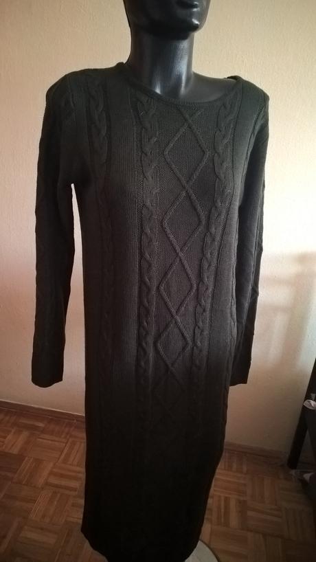 Dlhé pleteninové šaty, 40