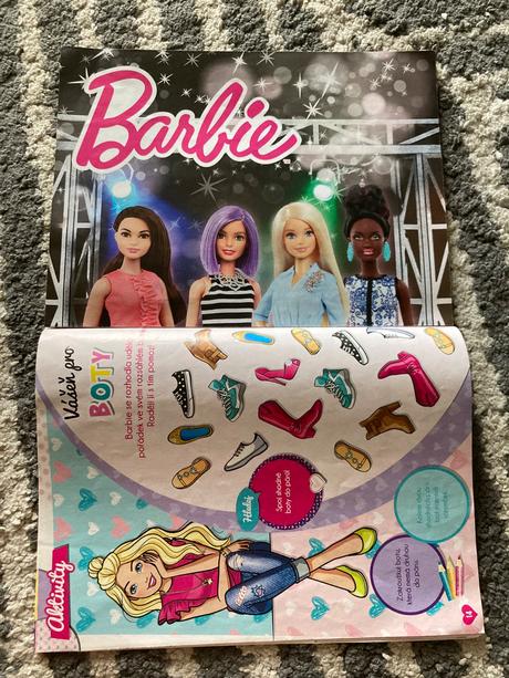 Barbie časopisy a plagáty, 