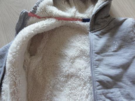 Tepla mikina, lupilu,98