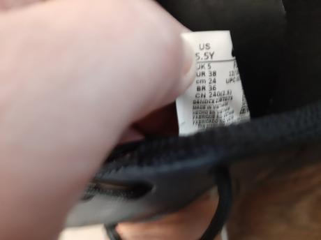 Tenisky-halovky, nike,36