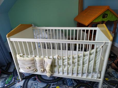 Mamas and papas postieľka, šírka (cm): 70,dĺžka (cm): 140