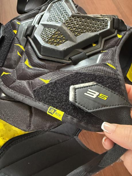 Hokejová vesta bauer supreme 3s, bauer,m