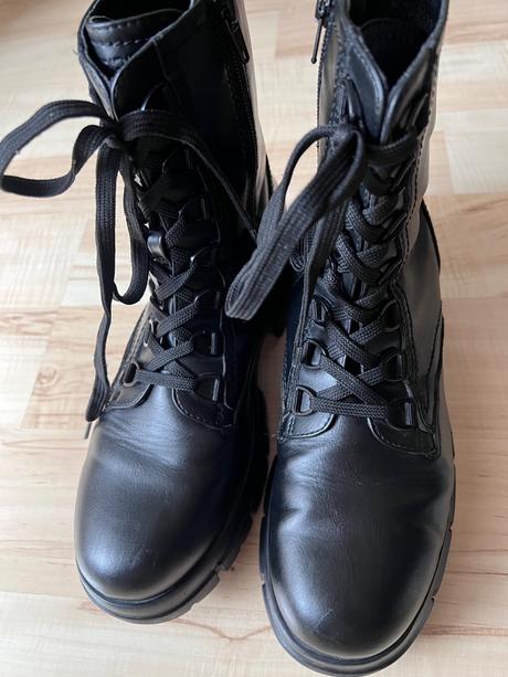 Šnúrovacie topánky zn.esprit veľ.38, esprit,38