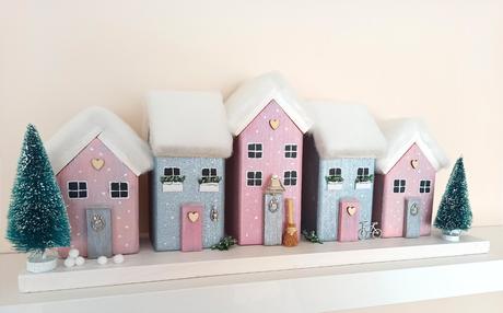 Vianočná dedinka ruzová, 