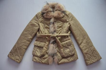 Luxusná bunda s pravou kožušinkou, 38