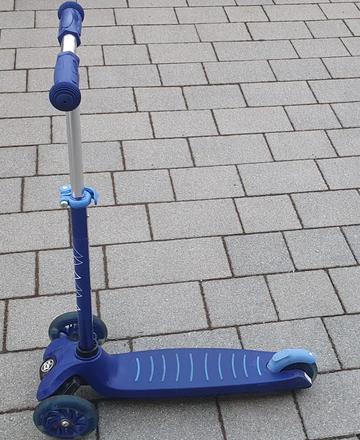 Detská kolobežka playtive s led kolieskami,