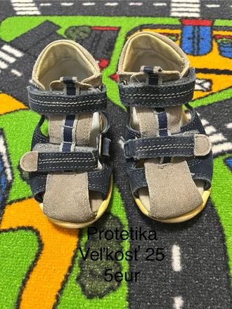 Sandálky, protetika,25
