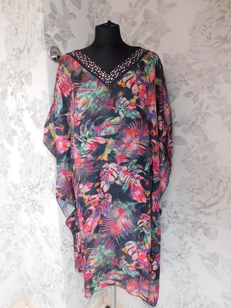 Kvalitna velmi pekna tunika, 