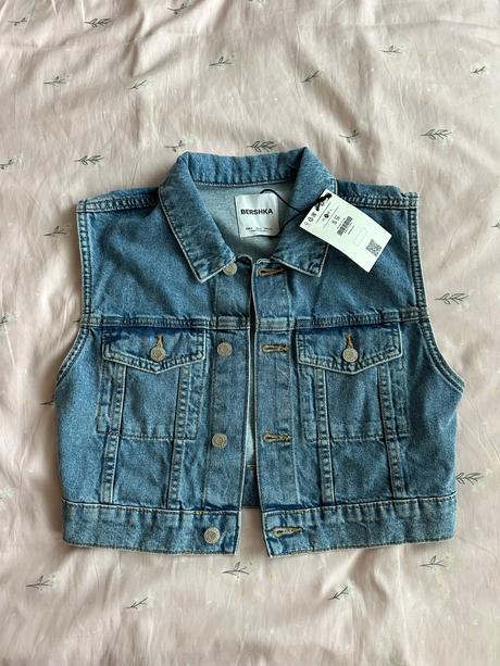 Riflova vesticka, bershka,xs