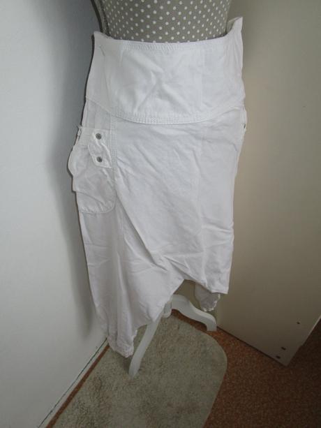 2902. 3/4 nohavice, pudlové, amisu,m